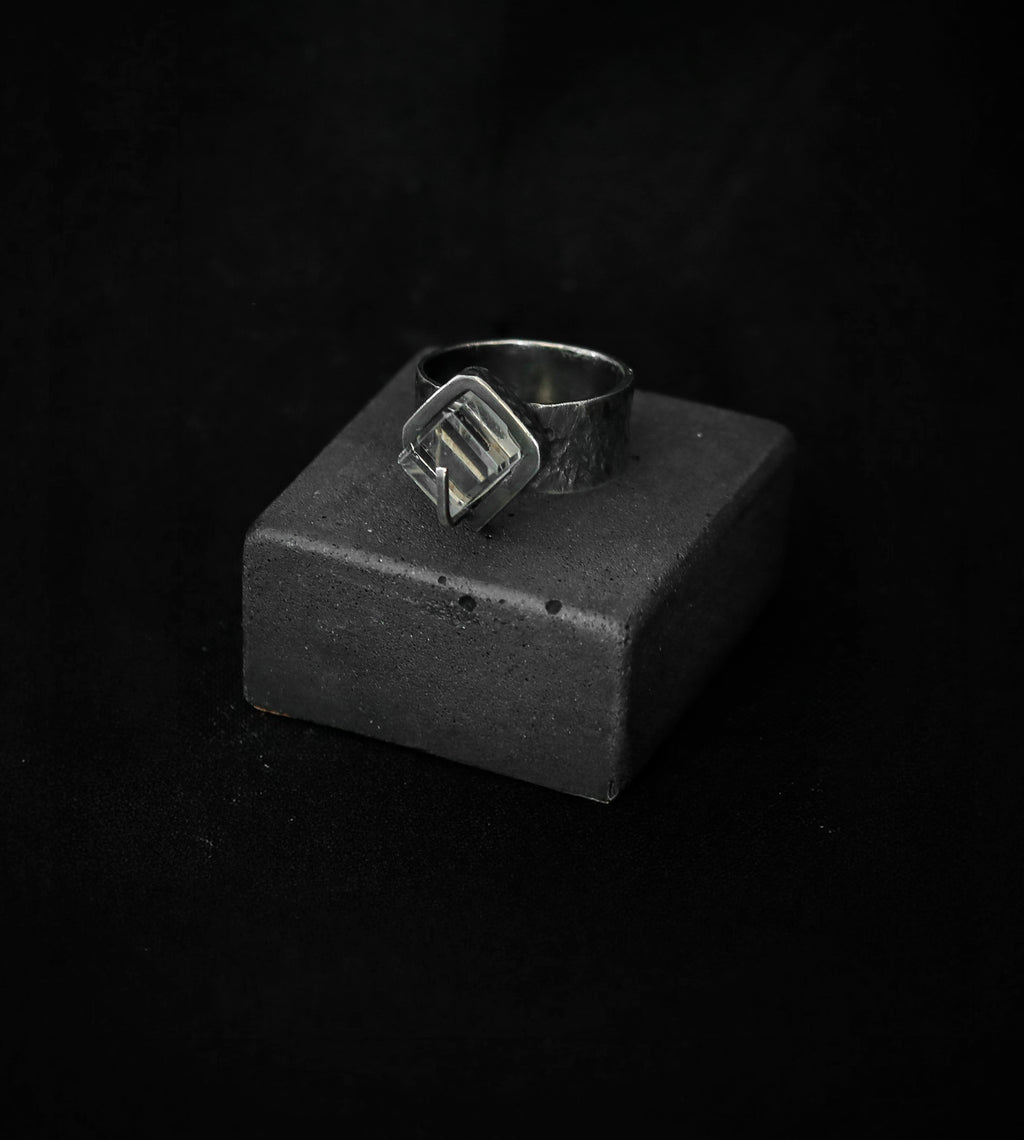 Anel Quartzo Cube