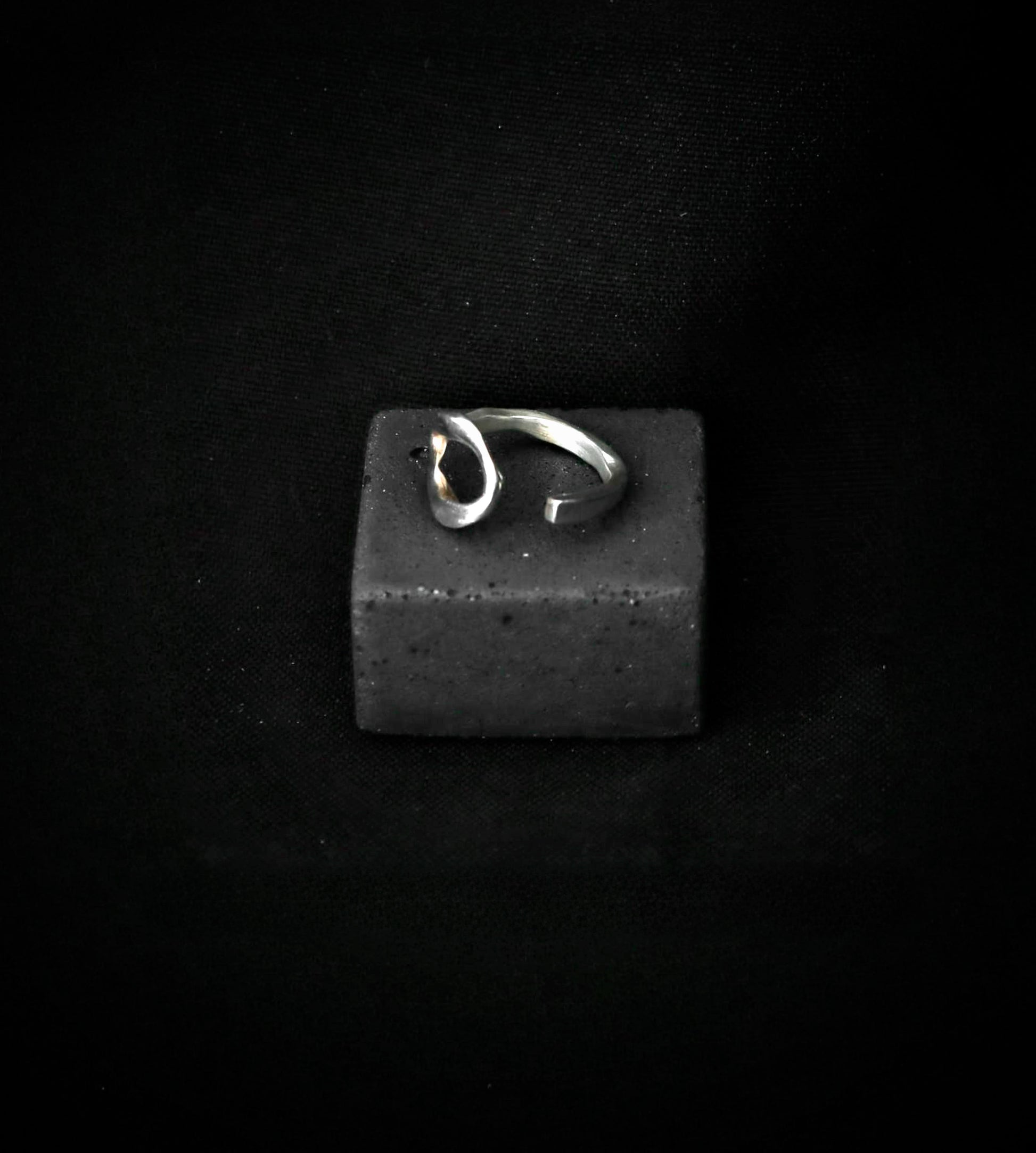 Anel Babilônia - Prata